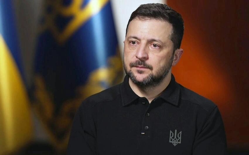 Zelenski: Rusiya kütləvi zərbələrə hazırlaşır