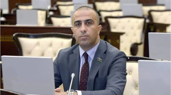 Azərbaycanda kadr böhranı yoxdur