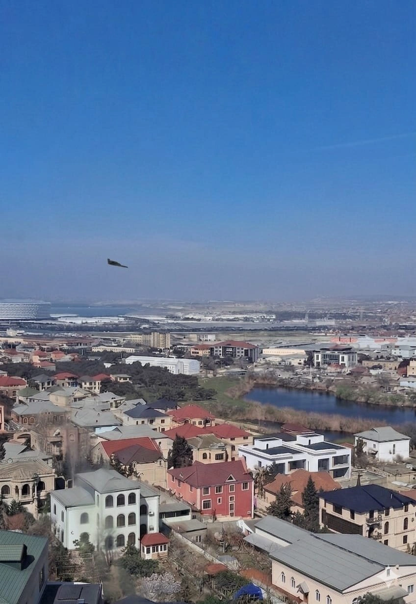 Bakı səmasında yenə dron GÖRÜNDÜ - FOTO