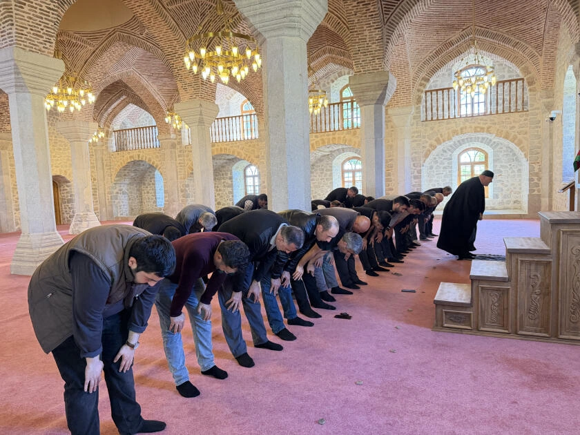 Şuşada bayram namazı qılınıb - FOTO