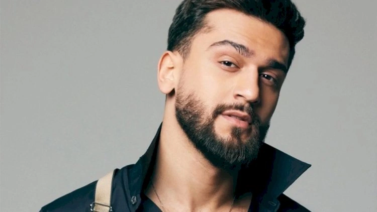 Müğənni JONY adını və soyadını dəyişdi   - FOTO