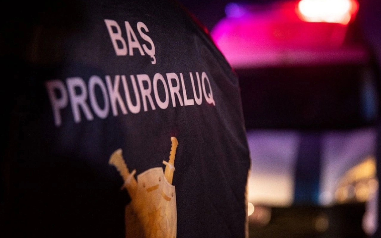 İki nəfər nöqsanlara görə prokurorluqdan xaric edilib