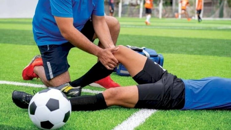 AFFA həkimi olmayan klubları cərimələdi
