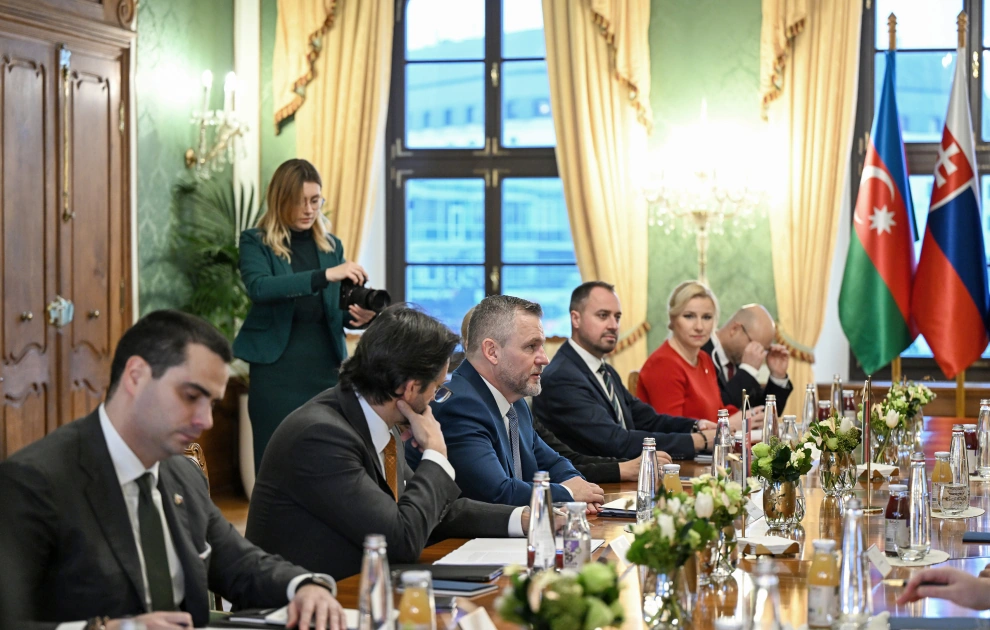 Bratislavada Prezident İlham Əliyevin Slovakiya Prezidenti ilə geniş tərkibdə görüşü oldu - Fotolar