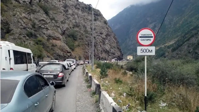Ermənistanın Rusiyaya yeganə yolu BAĞLANDI