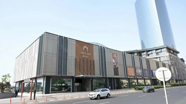 Crescent Mall-da  nə baş verir? – TƏCİLİ +   VİDEO