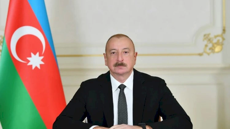 Şavkat Mirziyoyevə Özbəkistanın müstəqilliyinin 35 illiyi münasibətilə təbrik