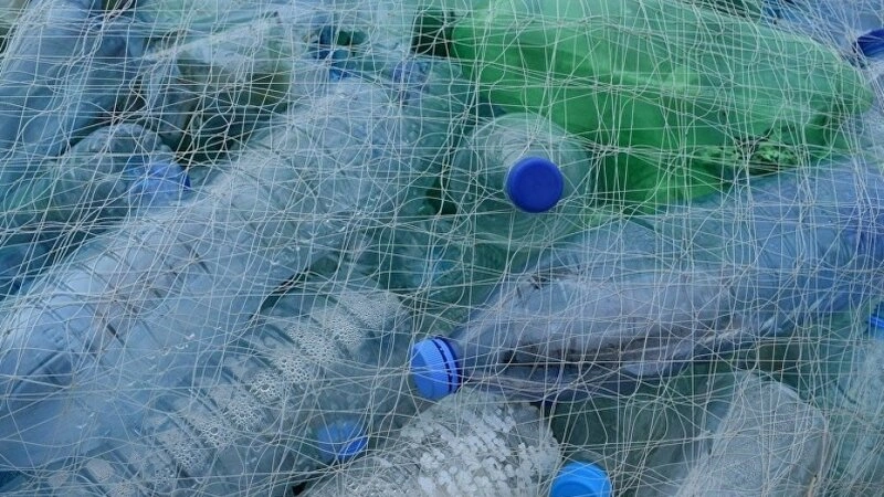 Bu ölkə plastik qablaşdırmadan tam imtina etdi