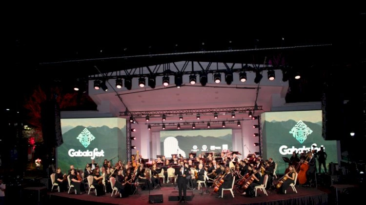 XV Qəbələ Beynəlxalq Musiqi Festivalı başa çatdı