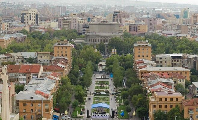 ABŞ generalı Bakıdan sonra İrəvana getdi