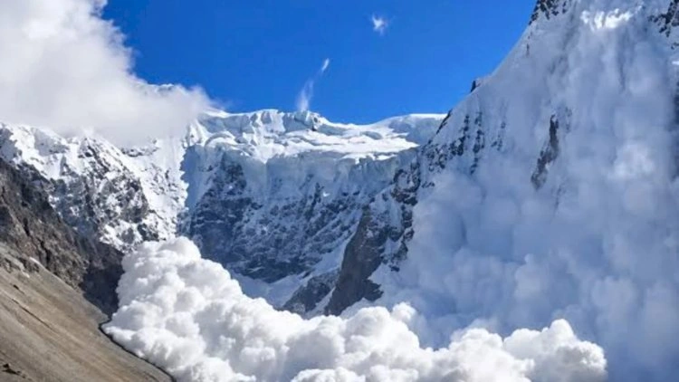 Xilasedicilər Kabardin-Balkarda 17 alpinistin meyitini tapıblar