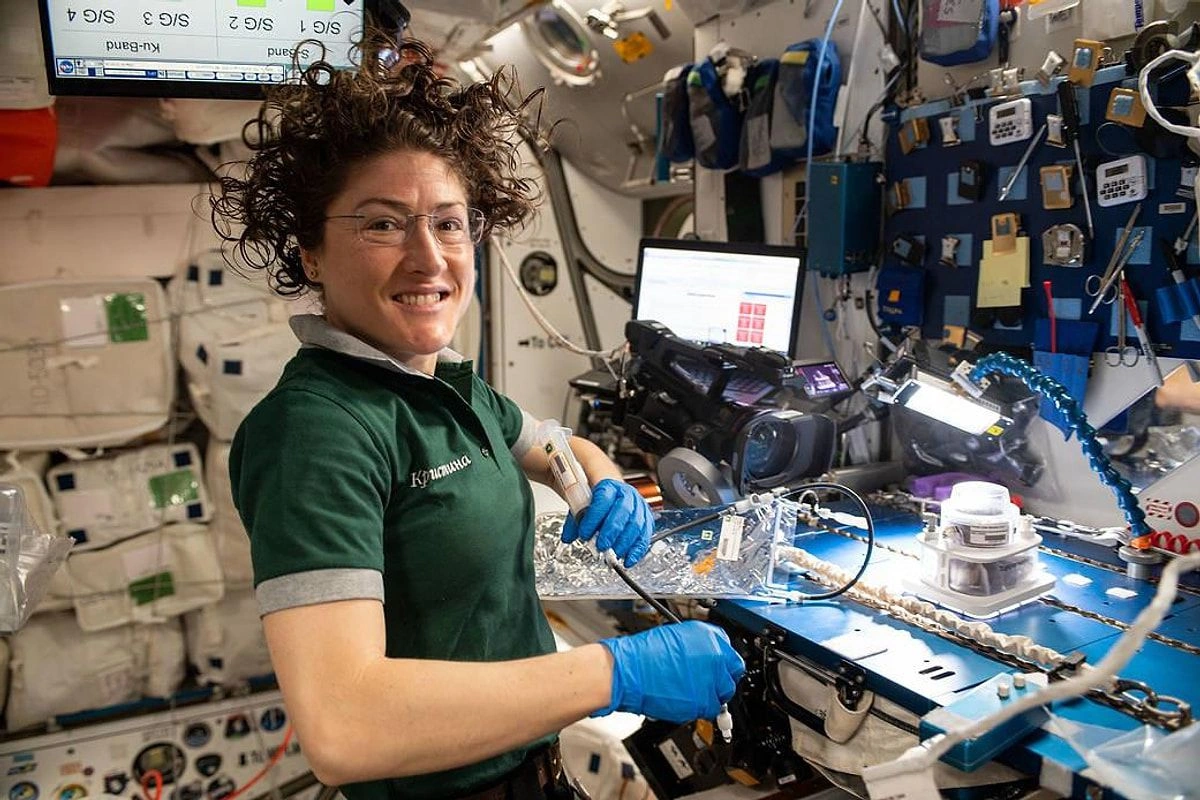 Tarixdə ilk dəfə bir qadın astronavt Aya uçur