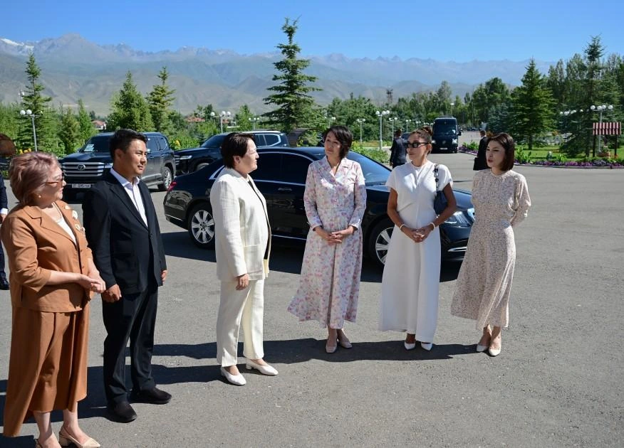 Birinci xanımlar sağlamlıq və reabilitasiya mərkəzində - Fotolar