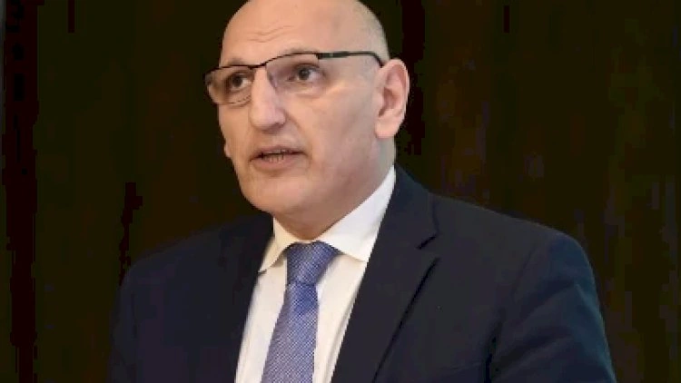 Əmirbəyov Ermənistan konstitusiyasına dair tələbi xatırlatdı