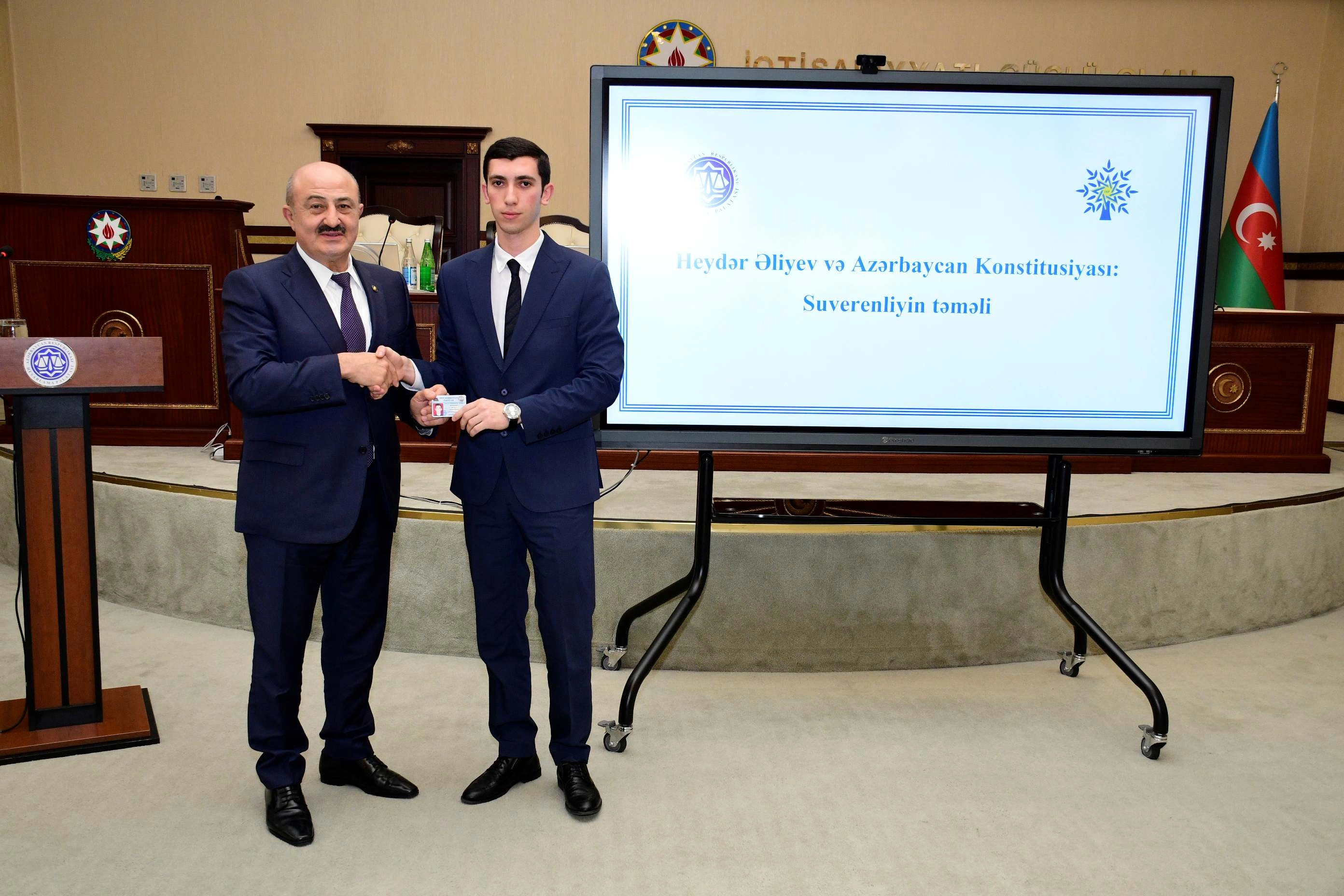 Hesablama Palatasında “Heydər Əliyev və Azərbaycan Konstitusiyası: Suverenliyin təməli” mövzusunda tədbir keçirilib