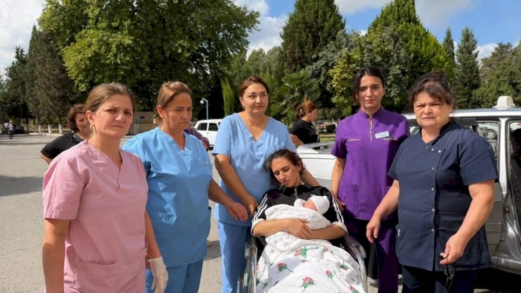 Bərdədə doğuş xəstəxananın həyətində baş verdi – həkimlər operativ müdaxilə etdi