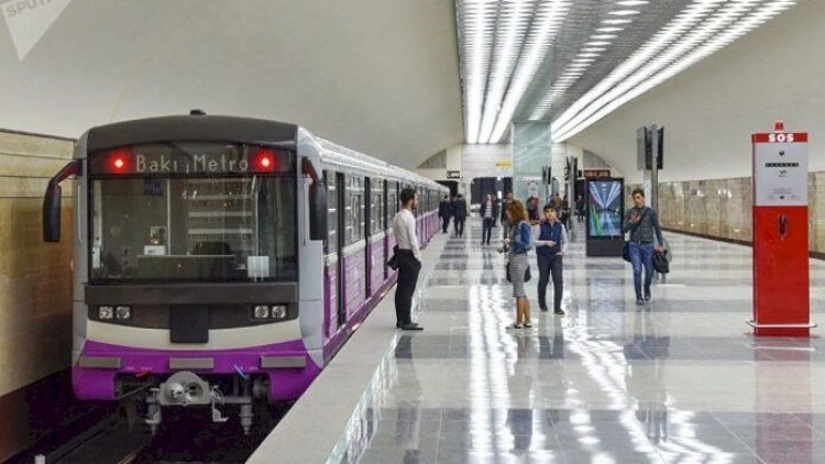 Metroda xətlərin ayrılması 11 ay çəkəcək