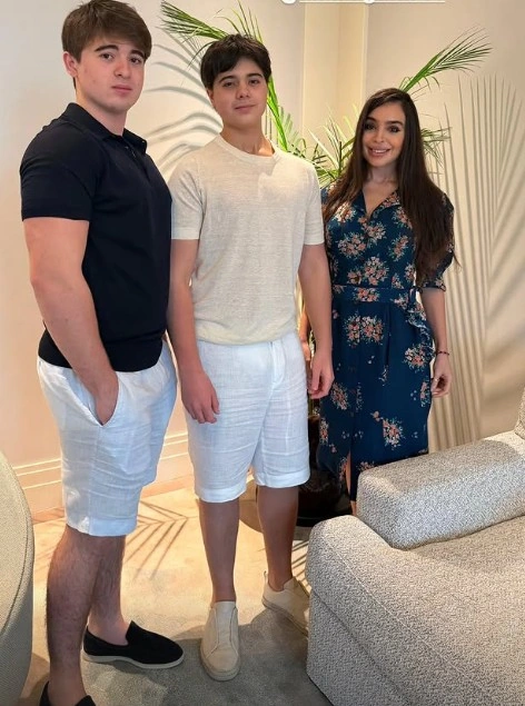 Leyla Əliyeva oğulları ilə - Foto