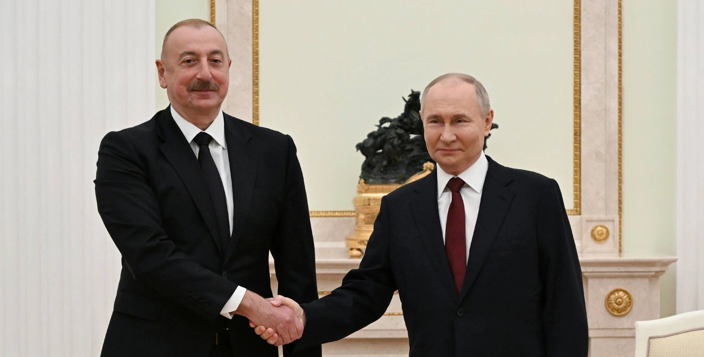 Putin İlham Əliyevə TƏŞƏKKÜR ETDİ