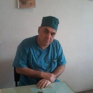 Tanınmış cərrah vəfat etdi - FOTO