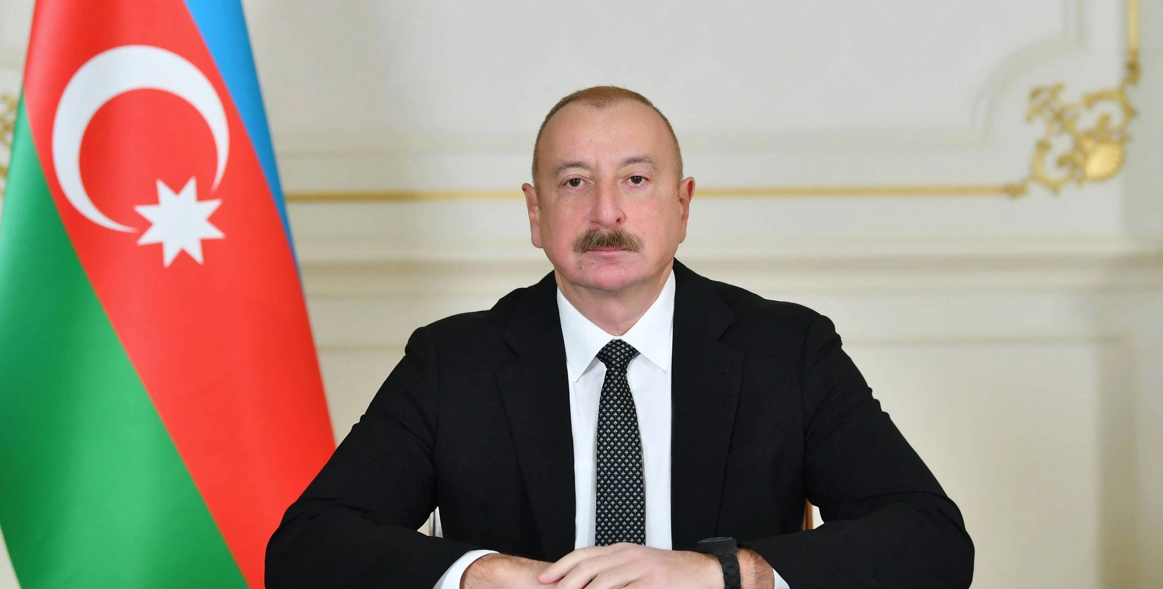 Prezident onu vəzifəsindən azad etdi