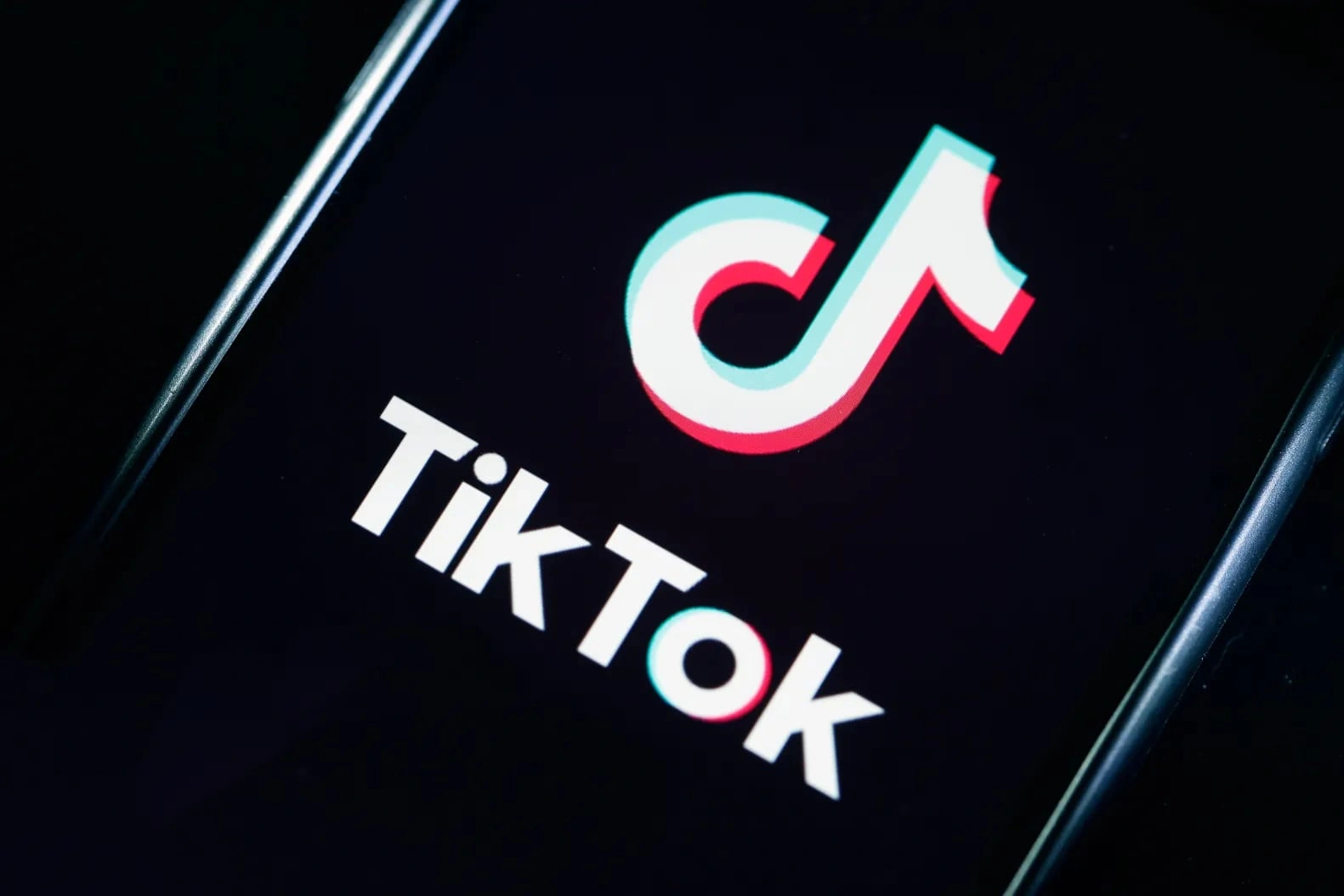 “TikTok”da övladınızı gizli izləməyin! - Valideynlərə XƏBƏRDARLIQ