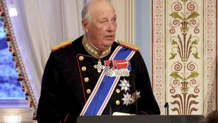 Norveç Kralı vəfat etdi