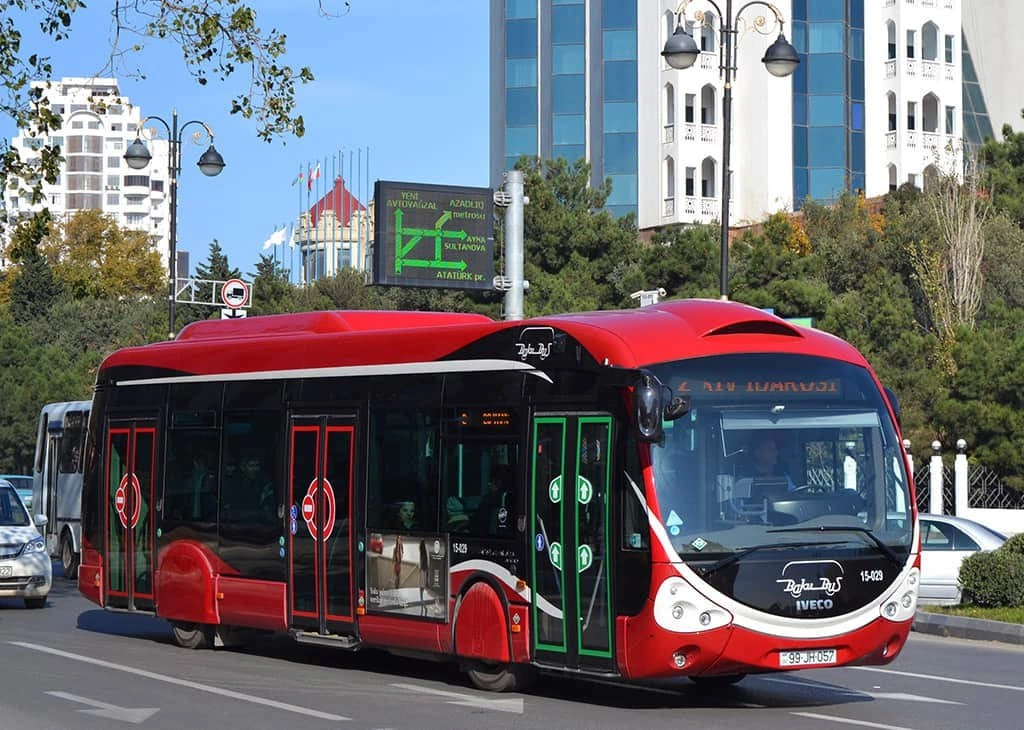 Bakıda avtobusdan istifadə edənlərə SEVİNDİRİCİ XƏBƏR