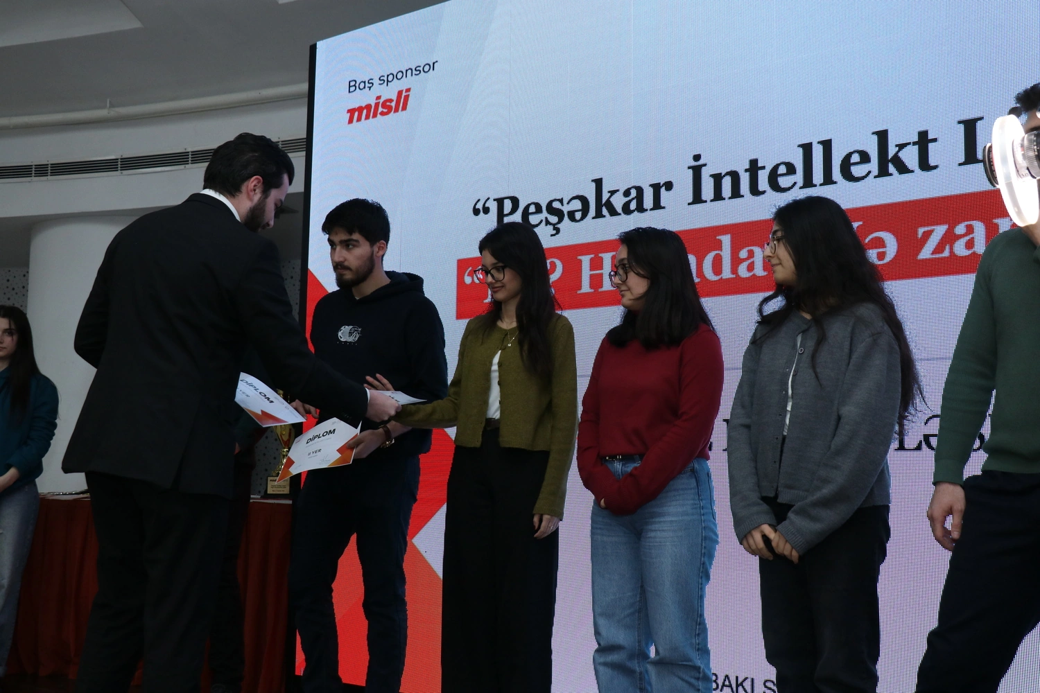 “Misli”nin dəstəyilə Peşəkar İntellekt Liqasının 2025-ci il mövsümü başa çatıb
