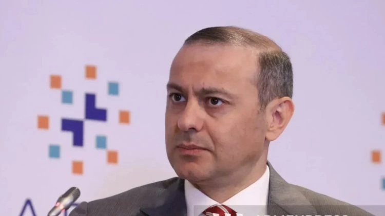 Qriqoryan vəzifədən imtina edibmiş
