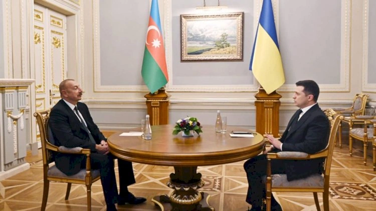Zelenskiyə təbrik məktubu göndərildi