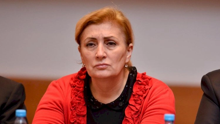AYNA ilə bağlı şikayətlər artır: Taksi sürücüləri cərimələrə görə etiraz edir!