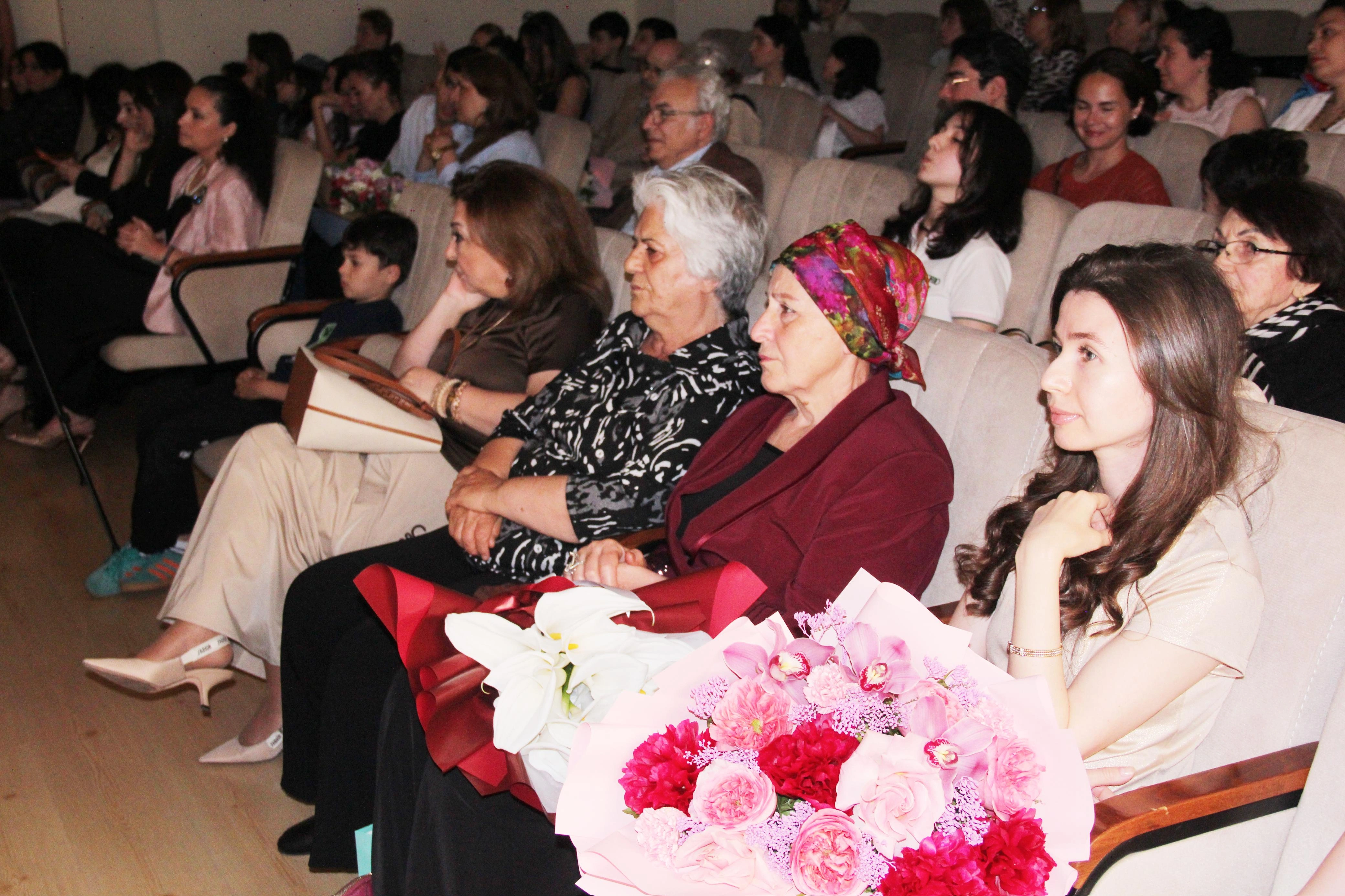 “Sərhədsiz fortepiano” konserti festival iştirakçılarına unudulmaz musiqi anları yaşatdı - FOTOLAR