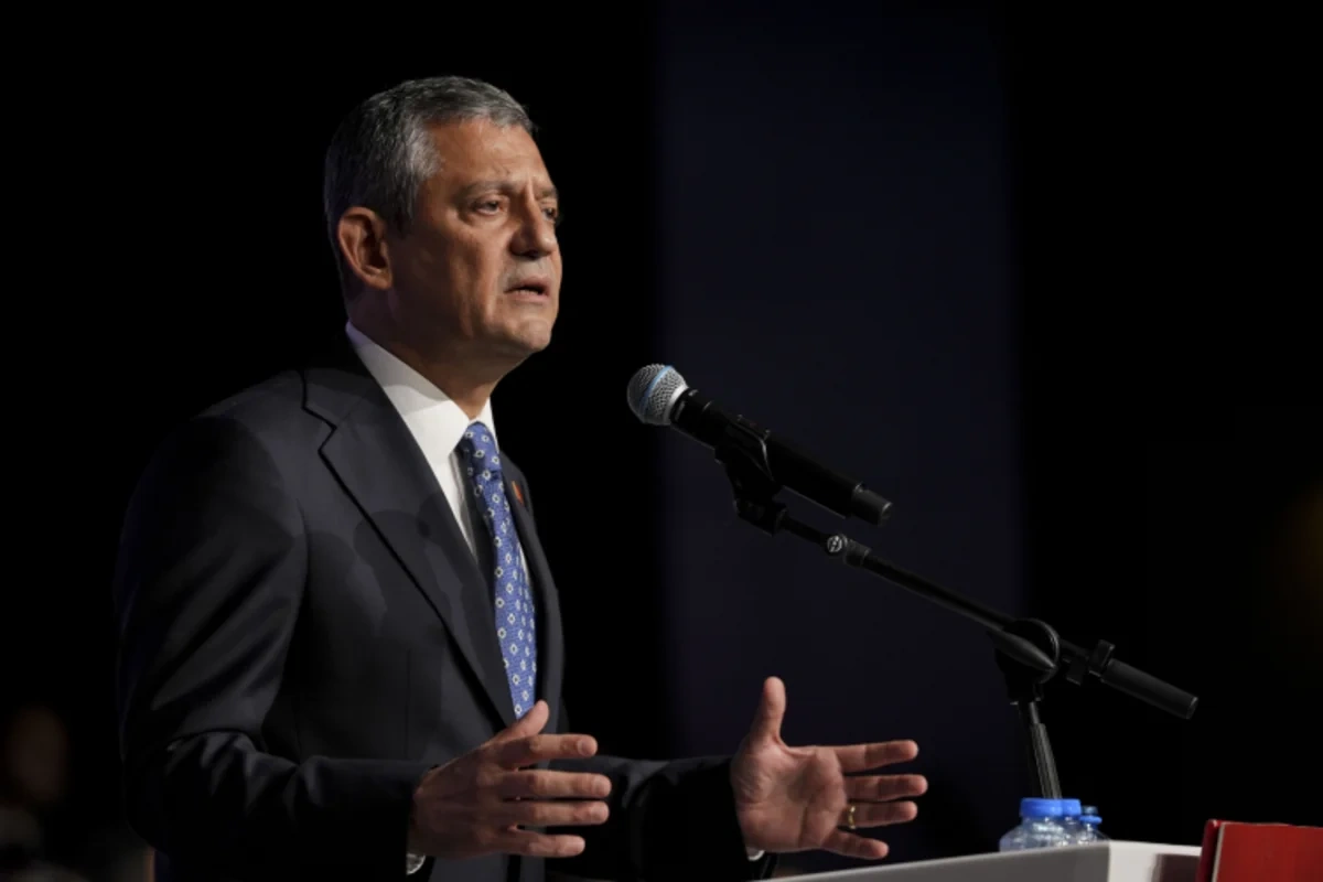 CHP lideri Özgür Özelə cinayət işi açıldı