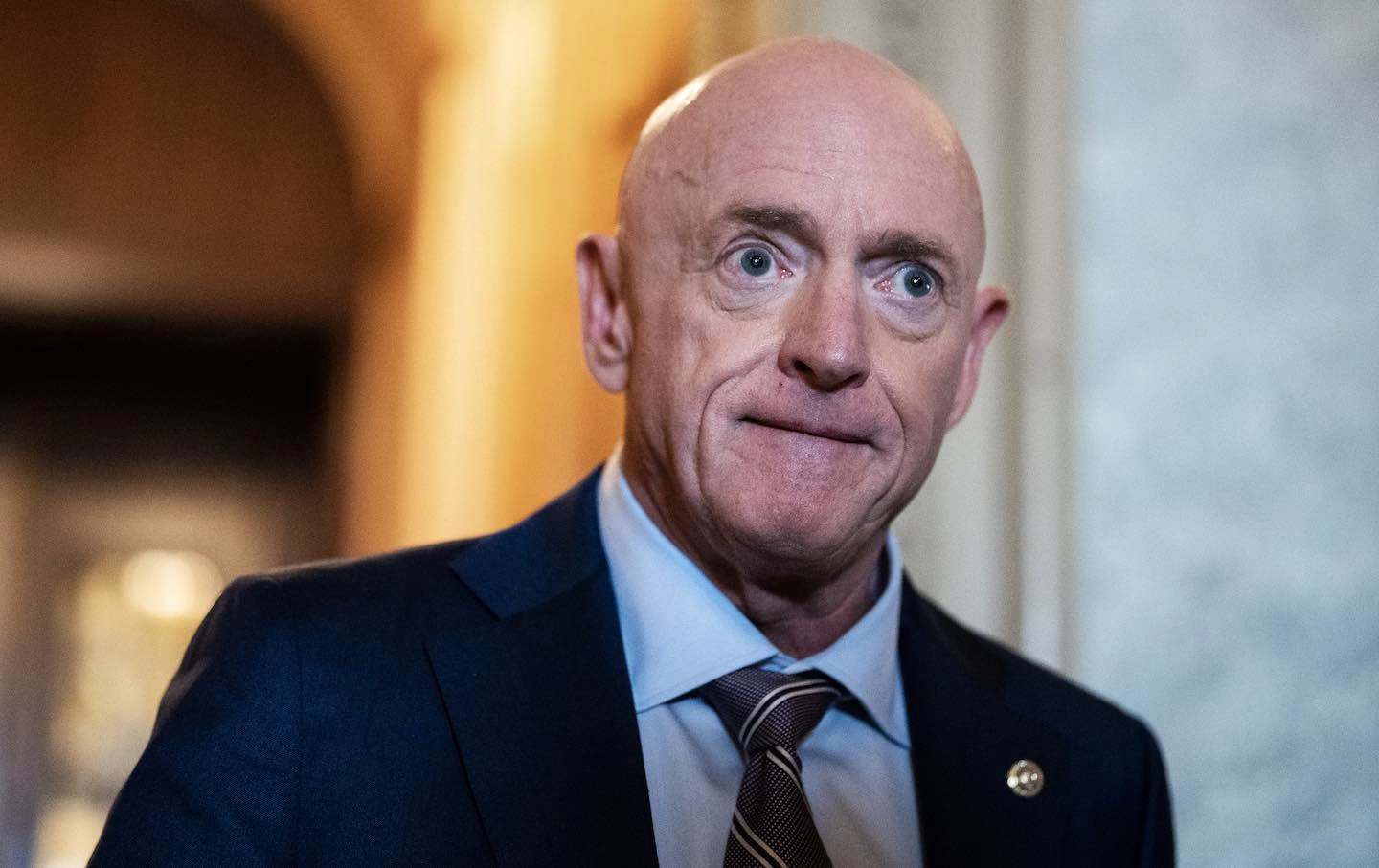 Amerikalı senator: Donald Tramp nəzarəti itirir...