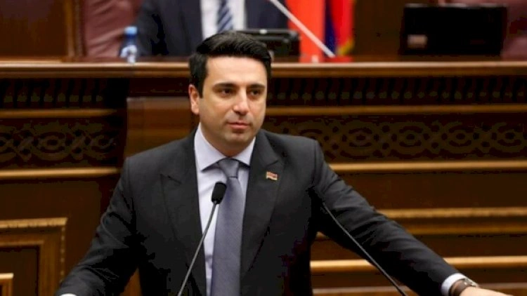 Simonyan deputat mandatından imtina etdi