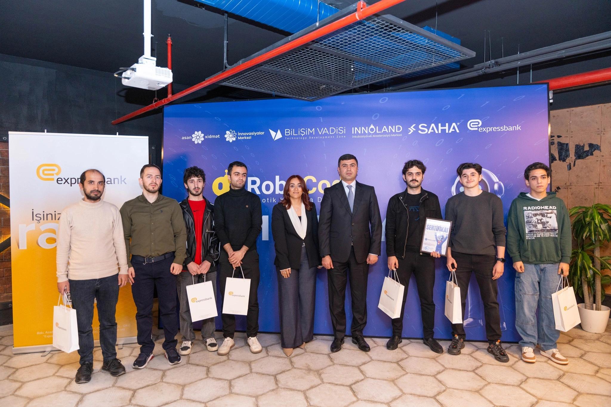 ASAN xidmətin 3-cü “RoboCode” düşərgəsi başa çatıb - FOTO