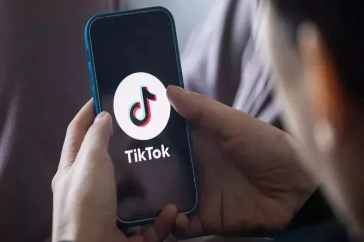 TikTokda canlı açıb söyüş söyən 3 dost HƏBS OLUNDU