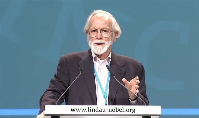 Məşhur Nobel mükafatçısı vəfat etdi