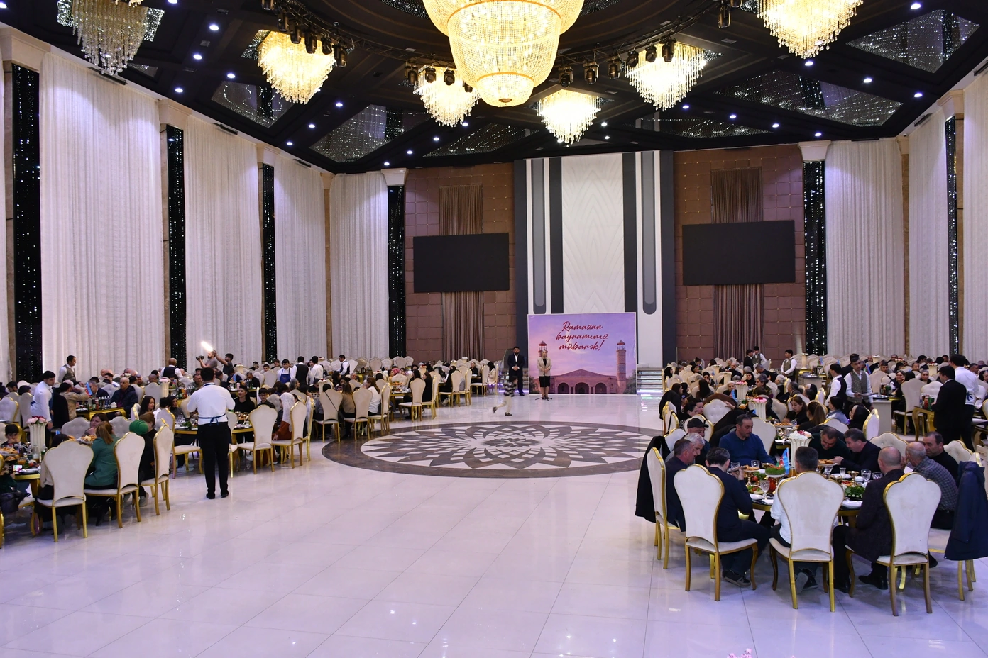 Abşeron rayonunda iftar süfrəsi açıldı - FOTO