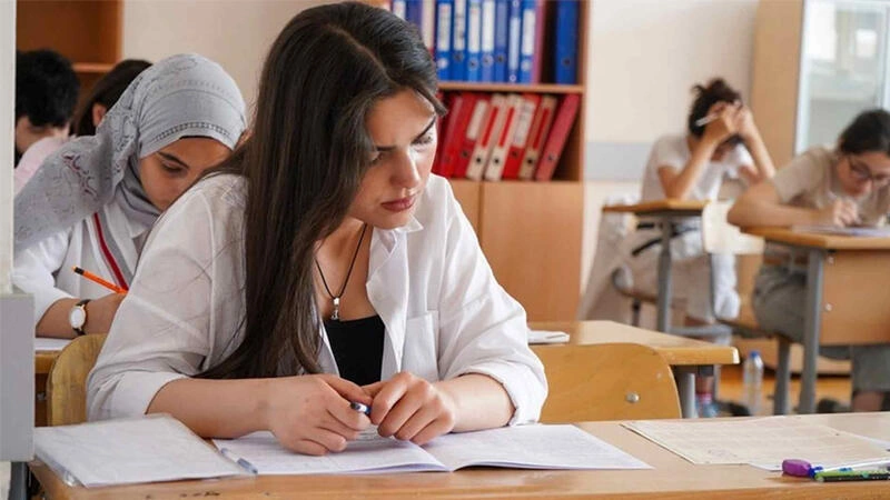 İmtahan çətinliyi barədə valideynlərə MESAJ