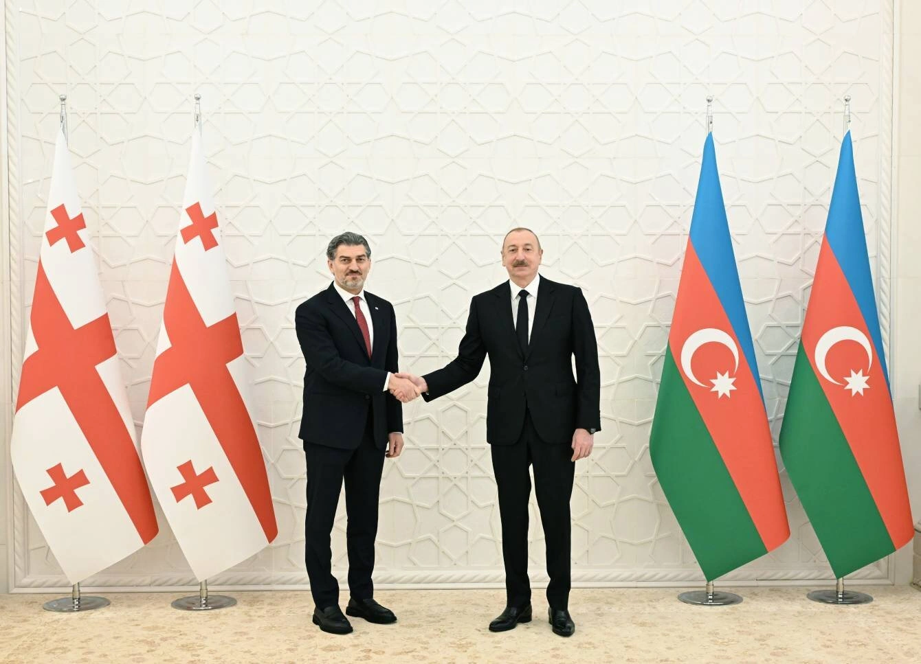Gürcüstanın prezidenti İlham Əliyevi təbrik etdi