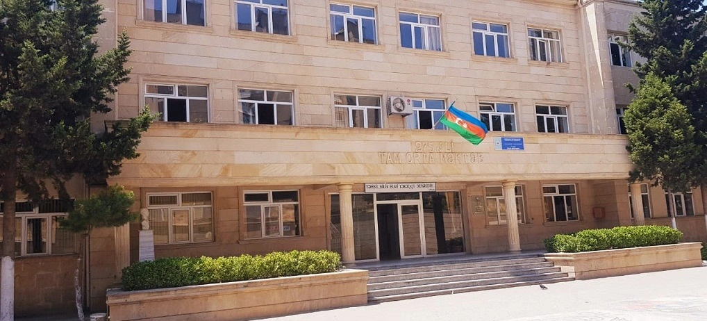 Bakıda daha bir məktəbdə OLAY: Şagird sinif yoldaşlarını ölümlə HƏDƏLƏDİ – RƏSMİ AÇIQLAMA