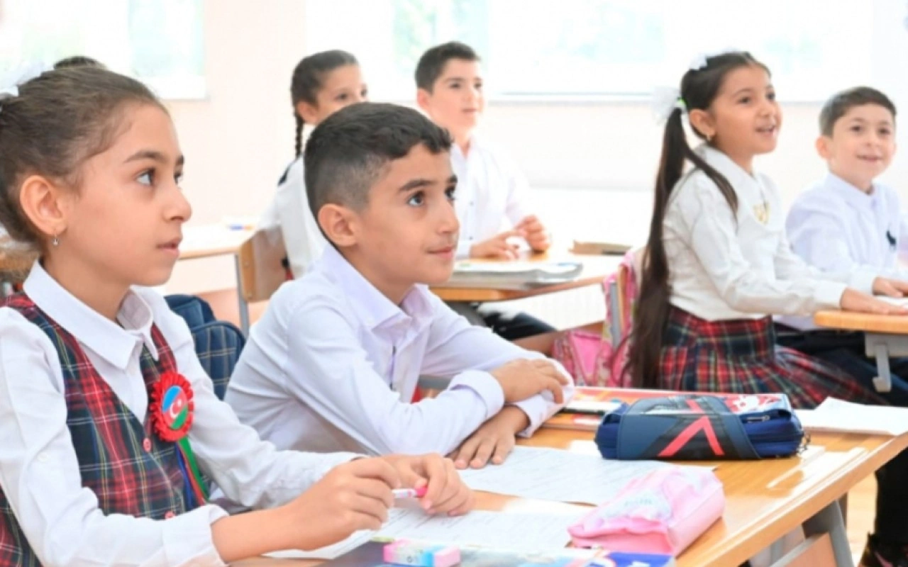 Şagirdlərin elektron yerdəyişməsi prosesinə başlanılır