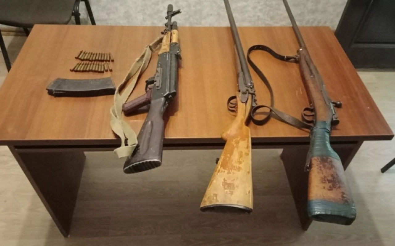 202 silah qaçaqmalçısı saxlanıldı