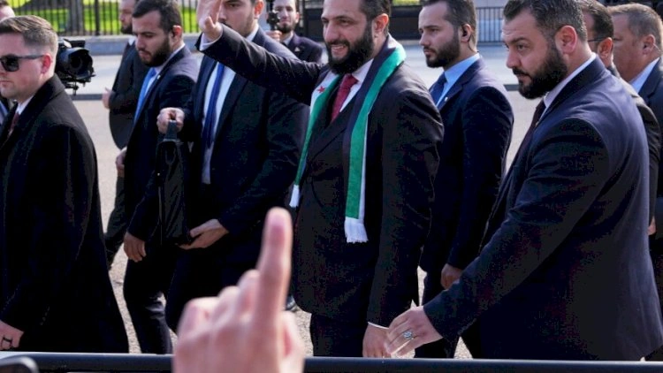 Şaraa hesabı “Visa” ilə ödədi, çünki... -   VİDEO