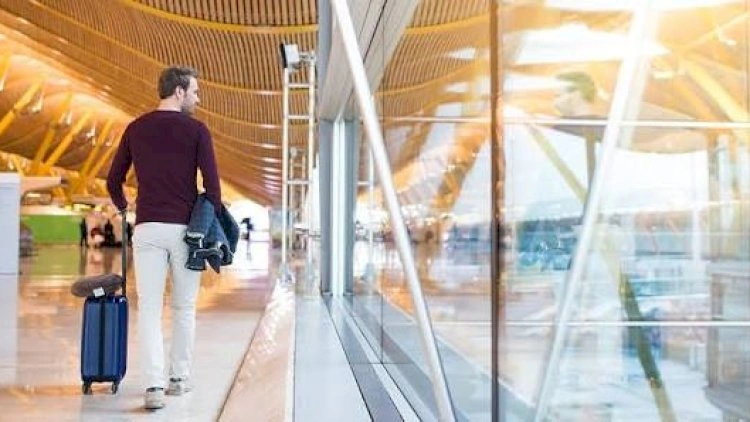 Azərbaycanlı turistlər Gürcüstan iqtisadiyyatına görün nə qədər pul qazandırıb
