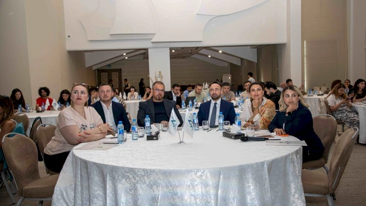 “Azərsun Holdinq”  “Süni intellekt dövründə effektiv sayt idarəetməsi” mövzusunda təlim keçirib