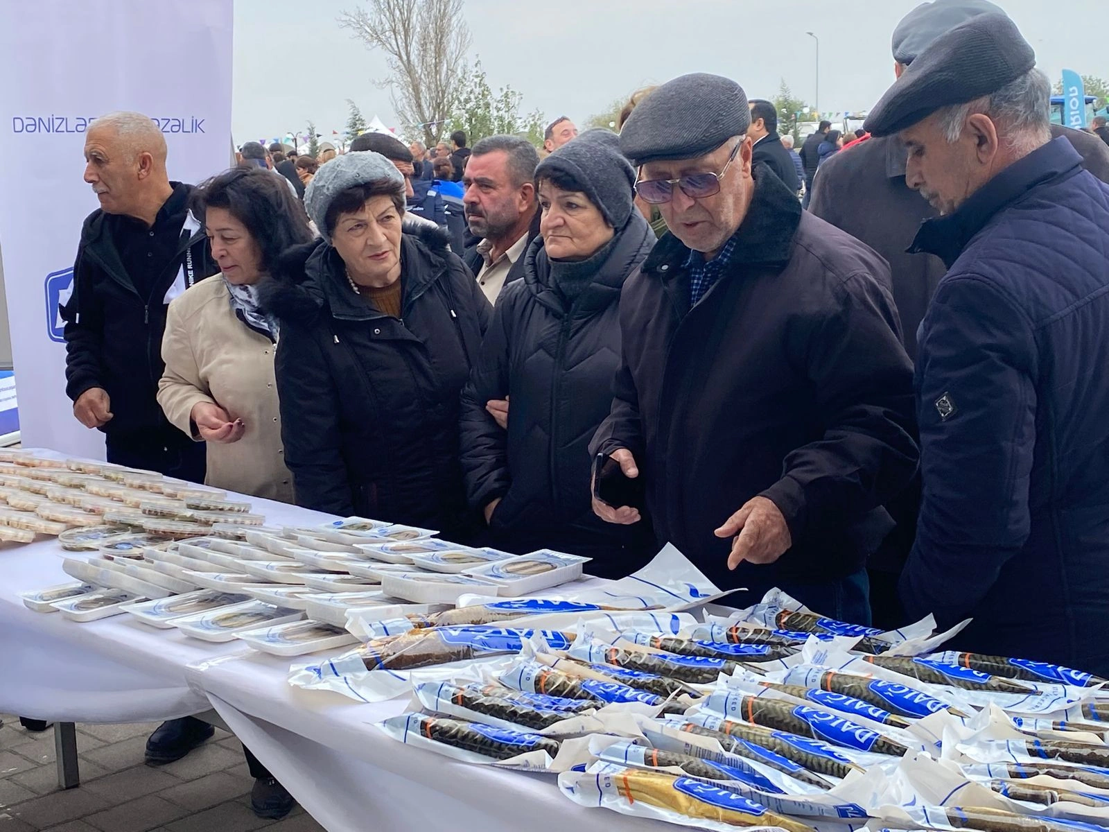 “AzProduct” MMC-nin “Dalğa” brendi Neftçalada ilk Balıq Festivalında iştirak edib -  FOTO