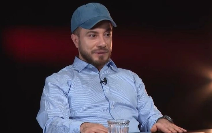 Atam ölümündən əvvəl iki ağ geyimli varlıq gördüyünü deyirdi